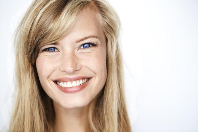 Los 7 hábitos para disfrutar de una sonrisa con Salud, Bienestar y Estética